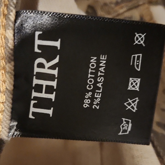 THRT Camouflage Cargo Pants with Orange Accent - Picture 9 of 9